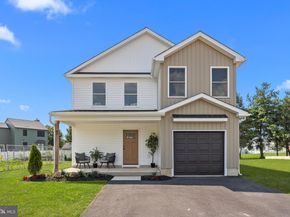 1 Mclevins Court, Croydon PA 19021
