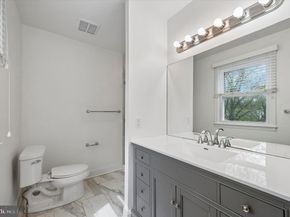 3 Hansen Court, Narberth PA 19072