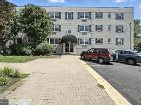 2030 N Vermont Street 304, Arlington VA 22207