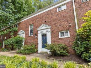 3498 Martha Custis Drive 317, Alexandria VA 22302