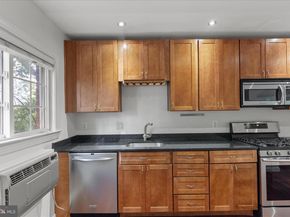3498 Martha Custis Drive 317, Alexandria VA 22302