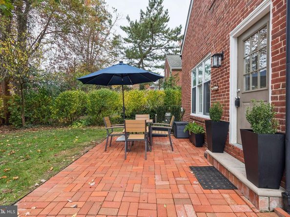 222 Harrogate Road, Wynnewood PA 19096