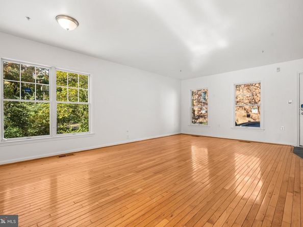 801 Hr Drive SE, Washington DC 20032