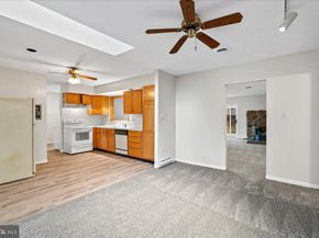 314 E Staunton Avenue E, Sterling VA 20164