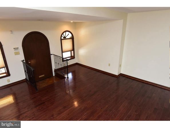 902 Johnston Street, Philadelphia PA 19148