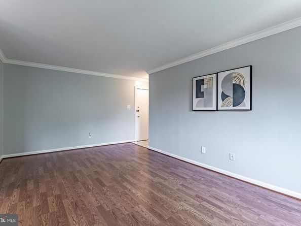 2908 Kings Chapel Road 03/12, Falls Church VA 22042