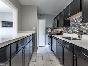 2908 Kings Chapel Road 03/12, Falls Church VA 22042