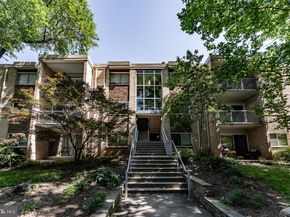 2908 Kings Chapel Road 03/12, Falls Church VA 22042