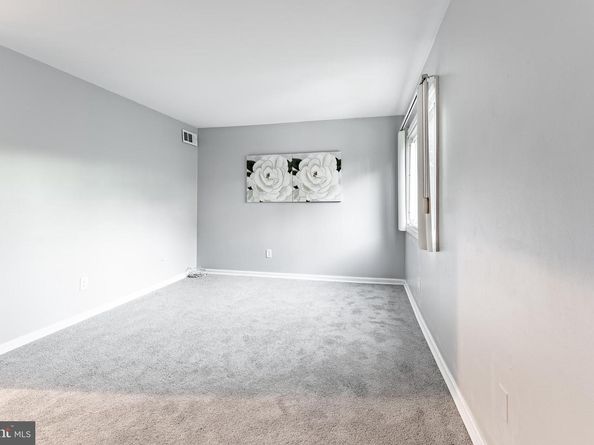 2908 Kings Chapel Road 03/12, Falls Church VA 22042