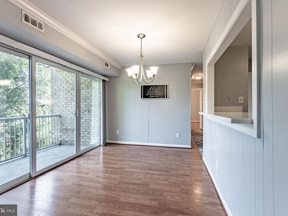 2908 Kings Chapel Road 03/12, Falls Church VA 22042