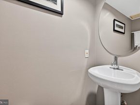 2907 S Woodley Street C, Arlington VA 22206