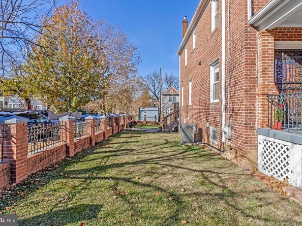 4900 1st Street NW, Washington DC 20011