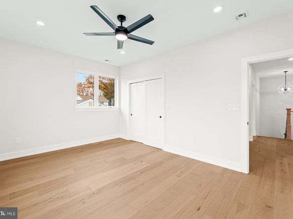 717 Stelwood Road, Philadelphia PA 19115