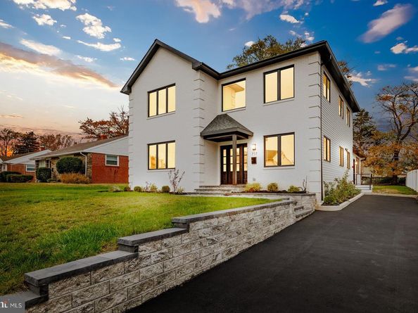 717 Stelwood Road, Philadelphia PA 19115