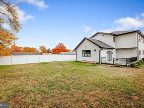 717 Stelwood Road, Philadelphia PA 19115