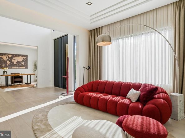 9408 Old Courthouse Road, Vienna VA 22182