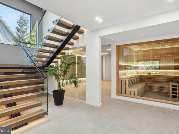 9408 Old Courthouse Road, Vienna VA 22182