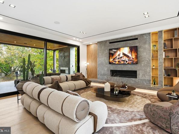 9408 Old Courthouse Road, Vienna VA 22182