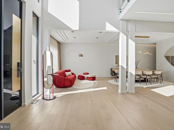 9408 Old Courthouse Road, Vienna VA 22182