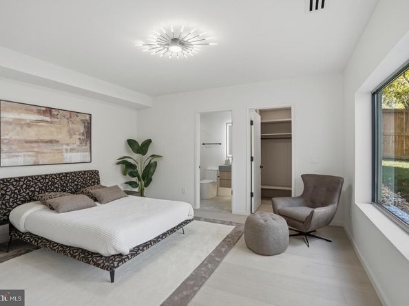 9408 Old Courthouse Road, Vienna VA 22182