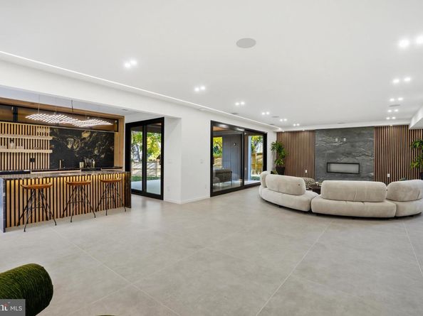 9408 Old Courthouse Road, Vienna VA 22182