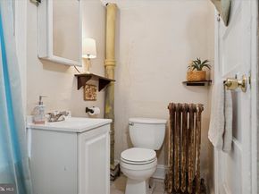 24 Good Street, Philadelphia PA 19119