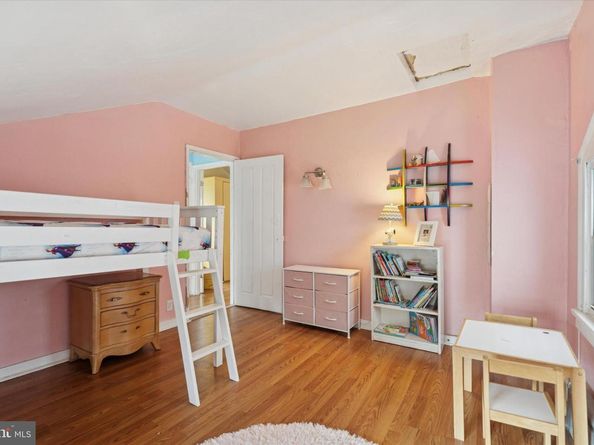 24 Good Street, Philadelphia PA 19119