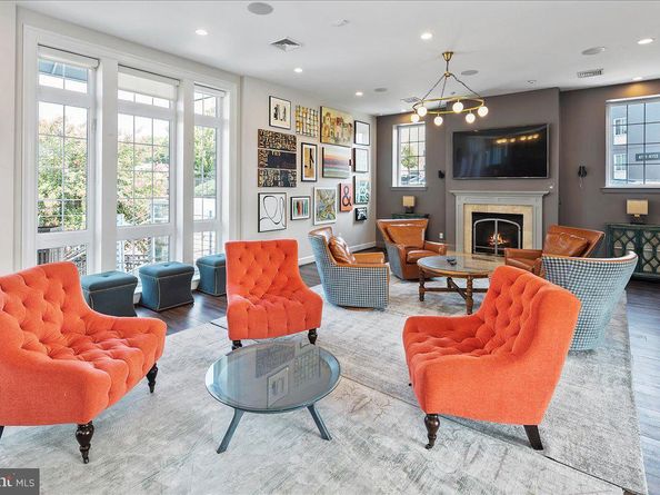 4141 S Four Mile Run Drive 201, Arlington VA 22204