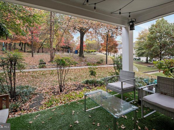 4141 S Four Mile Run Drive 201, Arlington VA 22204