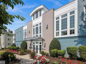 4141 S Four Mile Run Drive 201, Arlington VA 22204