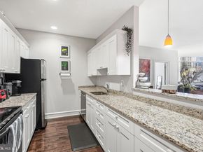 201 N 8TH Street 408, Philadelphia PA 19106