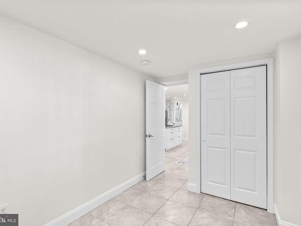 1201 Queen Street NE, Washington DC 20002