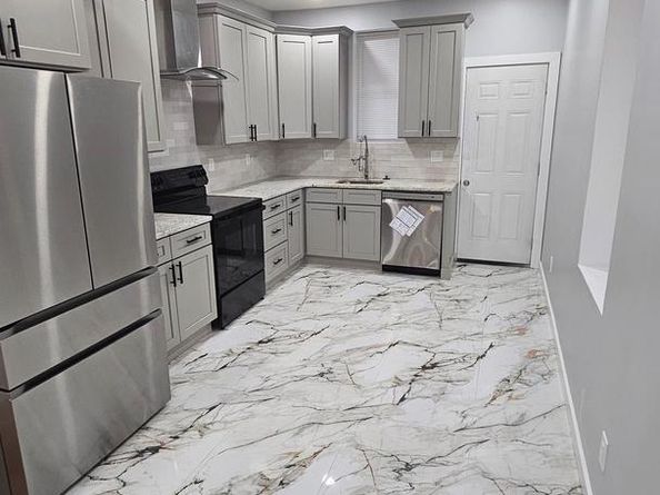 6626 Haddington Lane, Philadelphia PA 19151