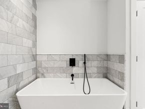 506 Spruce Street, Philadelphia PA 19106