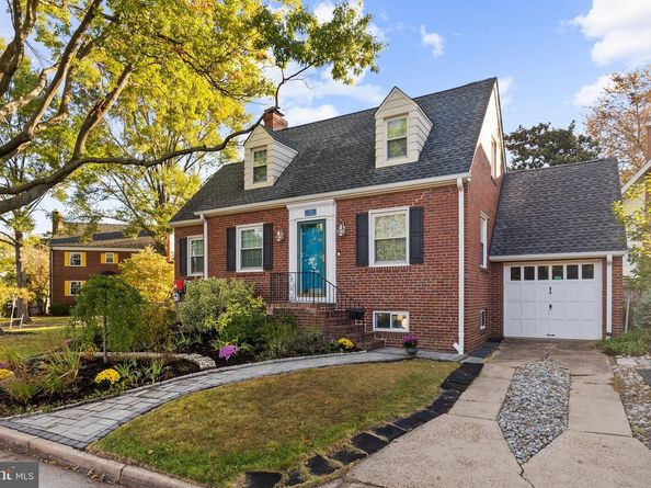 715 W View Terrace, Alexandria VA 22301