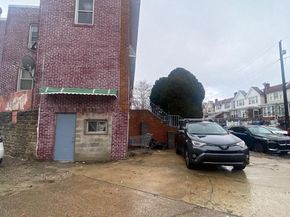 786 Smylie Road, Philadelphia PA 19124