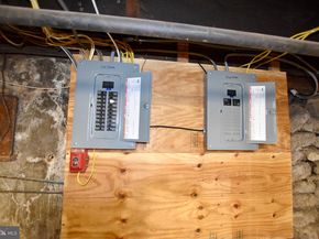 2747 S 7TH Street, Philadelphia PA 19148