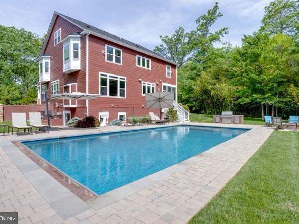 3529 Barkley Drive, Fairfax VA 22031