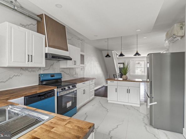 4935 N 8TH Street, Philadelphia PA 19120