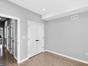 516 Pierce Street, Philadelphia PA 19148