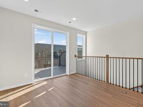 143 Shannon Mews, Alexandria VA 22304