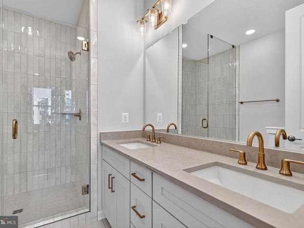 143 Shannon Mews, Alexandria VA 22304