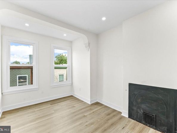 2046 W Boston Street, Philadelphia PA 19132