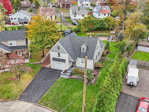 1211 East Avenue, Abington PA 19001