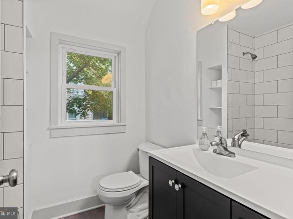 1211 East Avenue, Abington PA 19001