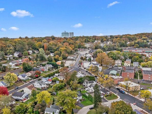 1211 East Avenue, Abington PA 19001