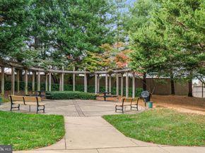 4862 Eisenhower Avenue 458, Alexandria VA 22304