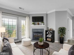 4862 Eisenhower Avenue 458, Alexandria VA 22304