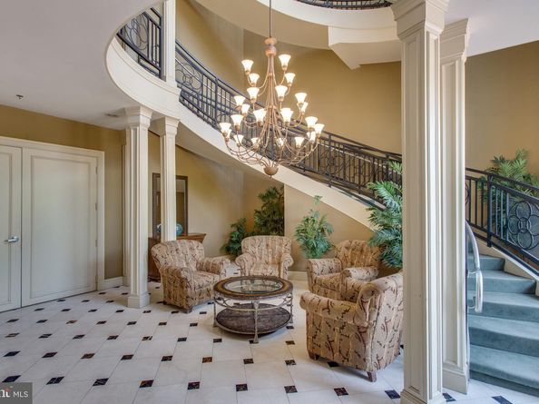 4862 Eisenhower Avenue 458, Alexandria VA 22304