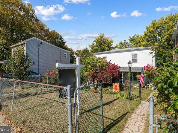 354 Ripka Street, Philadelphia PA 19128